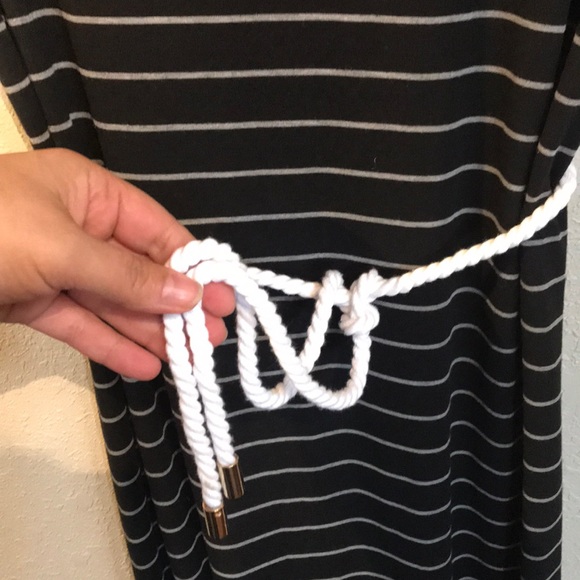 ❤️ 5/$20 bundle deal ❤️ Maxi dress NWOT - Picture 4 of 5